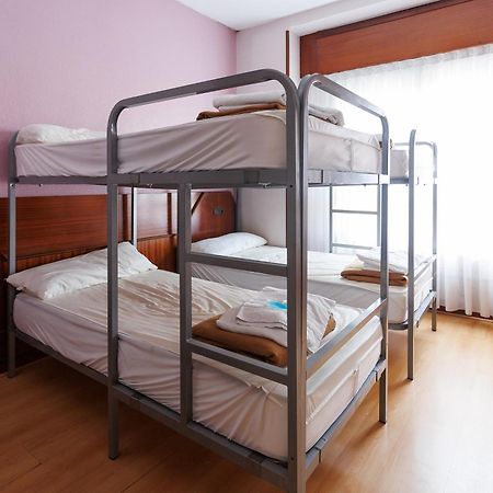 Moon Hostel Bio Бильбао Экстерьер фото