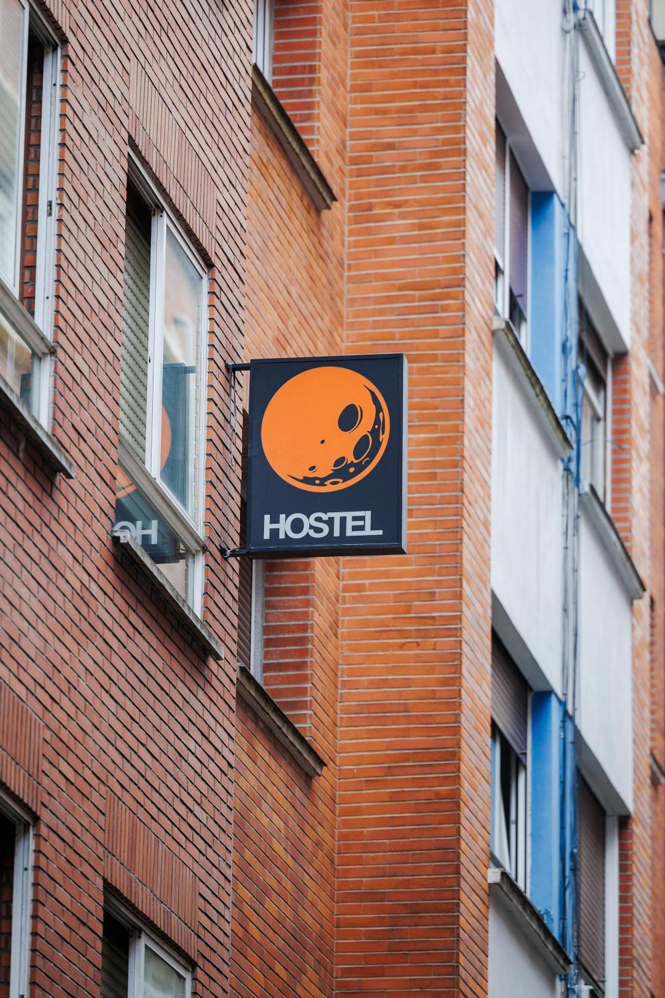 Moon Hostel Bio Бильбао Экстерьер фото